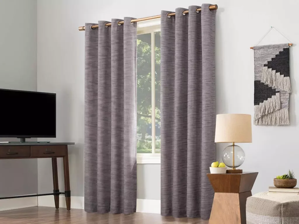 tv lounch window curtains